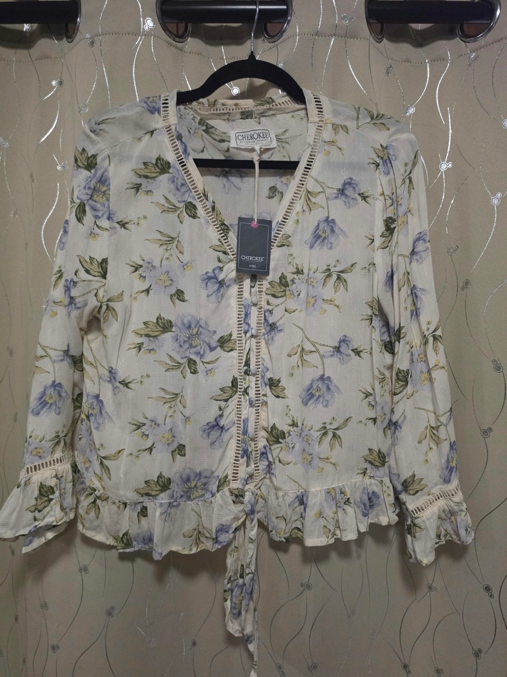 Cherokee Floral Boho Tie-Front Blouse with Crochet Ladder Trim -XL NWT - Picture 2 of 3
